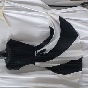 Vintage 70s disco dress swirl skirt & stretch neck or off shoulder. Measurements